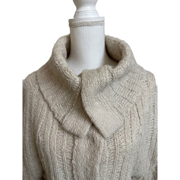 FREE PEOPLE Women's XS Beige Chunky Knit Cropped Cardigan Women’s Large Snaps - Picture 3 of 7